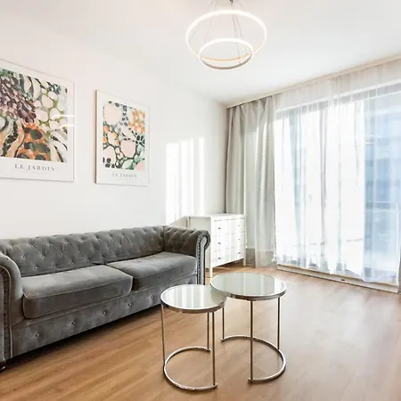 Wola Bloom Apartment Warsaw Exterior photo