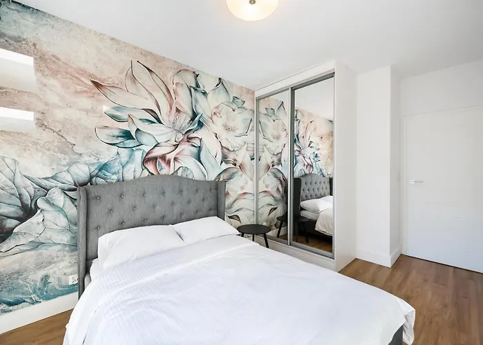 Wola Bloom Apartment