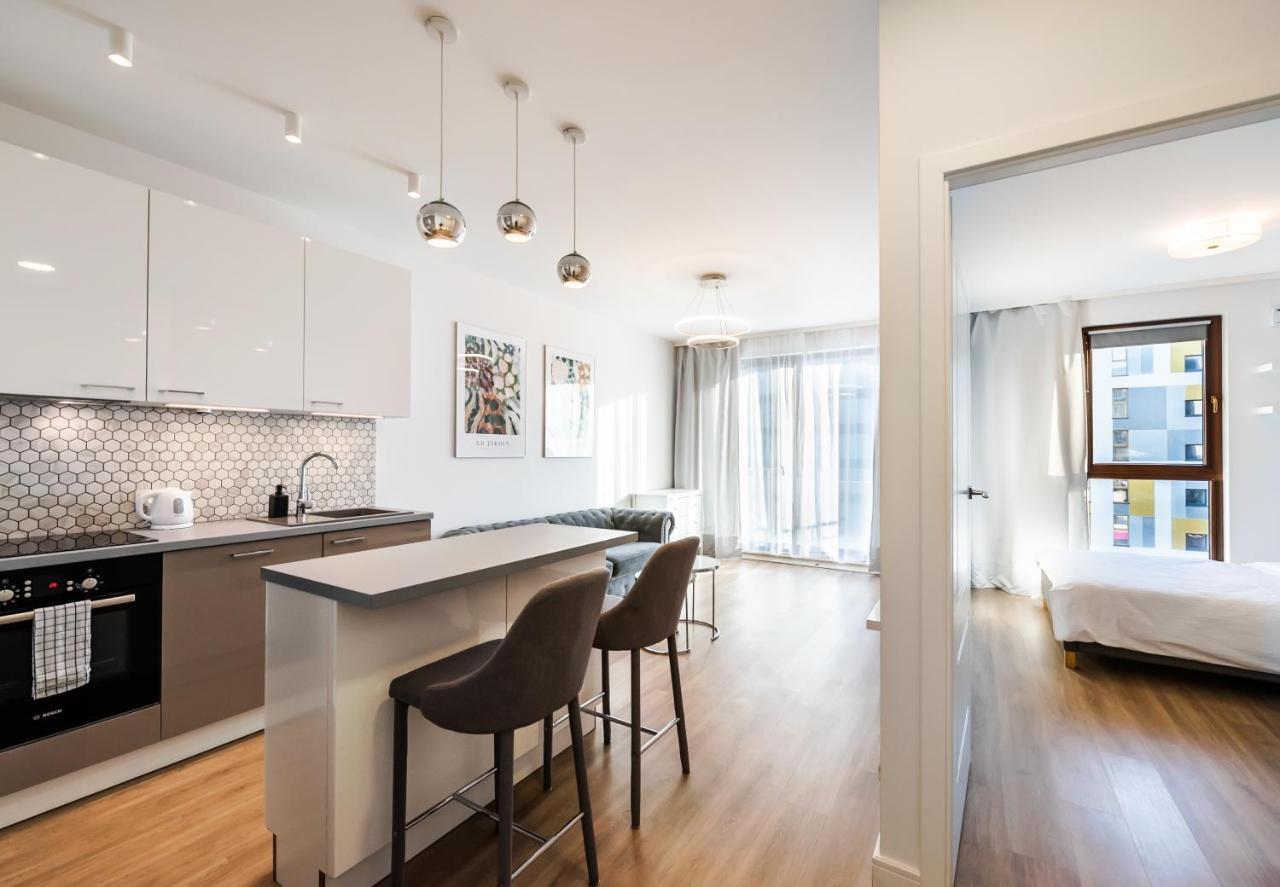 Wola Bloom Apartment Warsaw